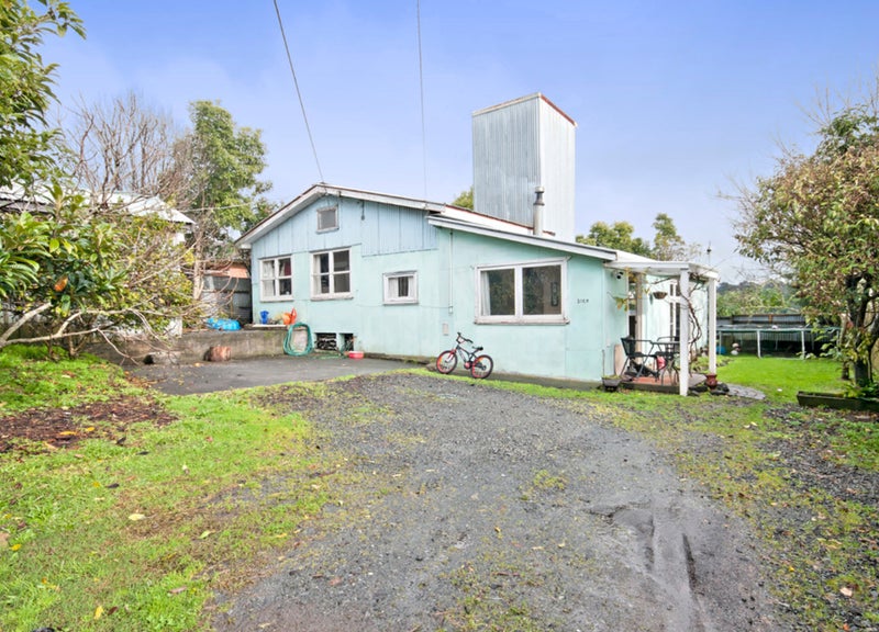 304 Glengarry Road, Glen Eden, Auckland - Carousel 1