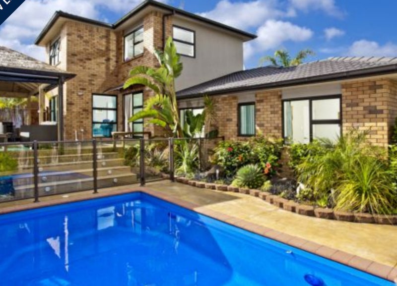 22 Travis View Drive, Fairview Heights, Auckland - Carousel 1