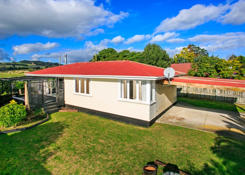 55D Springs Road, Parakai, Helensville - Carousel 1