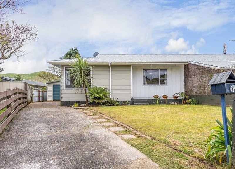 6B Waiau Close, Kelson, Lower Hutt - Carousel 1