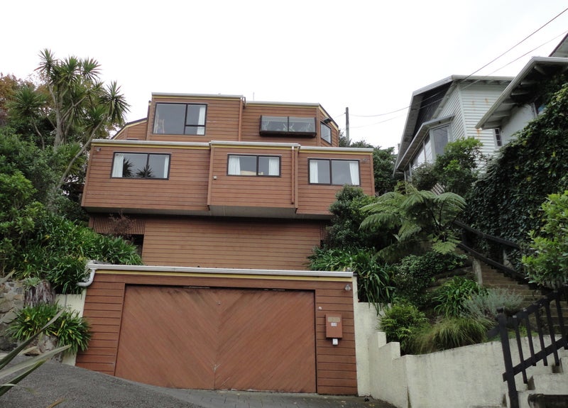 15B Tio Tio Road, Miramar, Wellington - Carousel 1