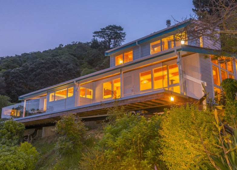 48 Fortification Road, Karaka Bays, Wellington - Carousel 1