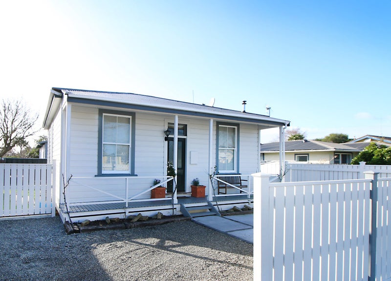1/9 Kingswood Street, Takaro, Palmerston North - Carousel 1