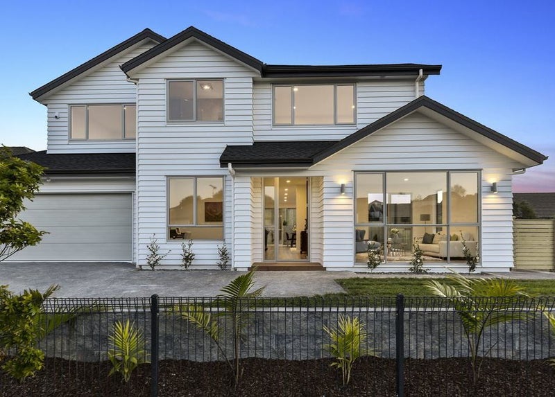 13 Northbrook Close, Greenhithe, Auckland - Carousel 1