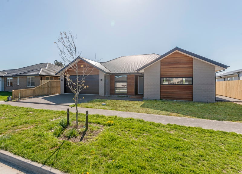 47 Euphrasie Drive, Aidanfield, Christchurch - Carousel 1