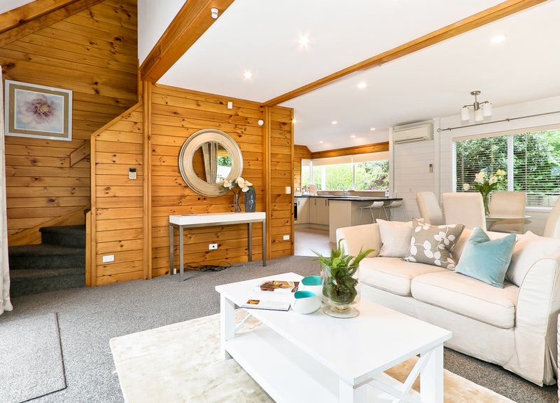 73A Rockfield Road, Penrose, Auckland - Carousel 1