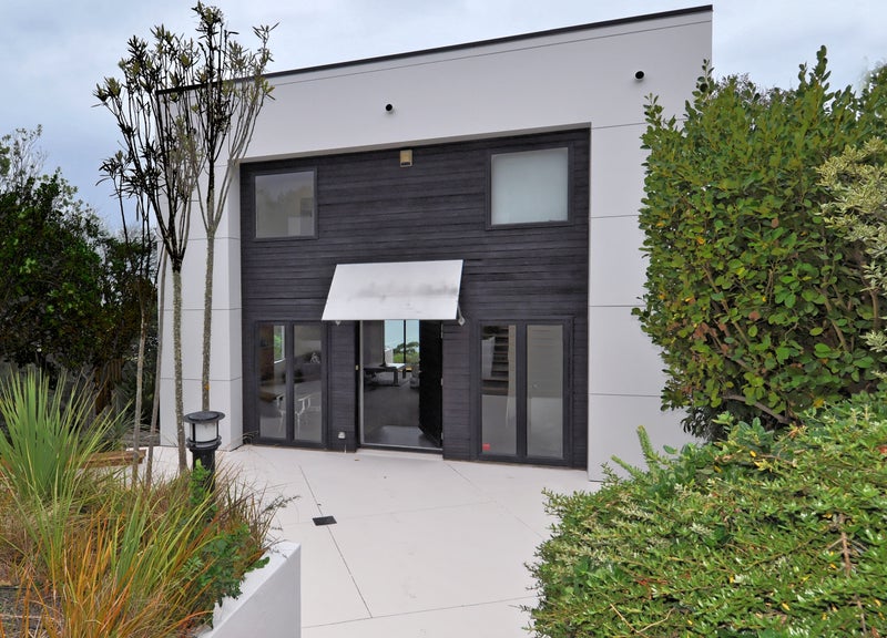 3A Langdale Place, Scarborough, Christchurch - Carousel 1