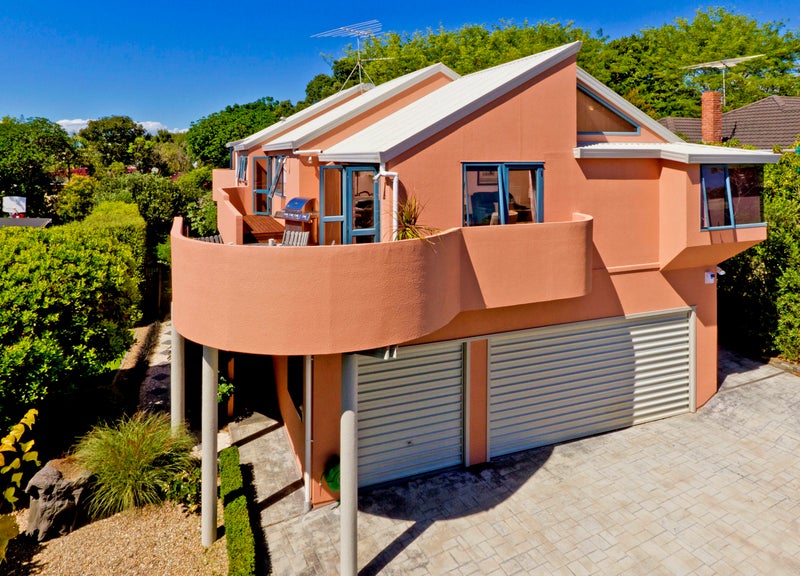 2/12 Aotearoa Terrace, Murrays Bay, Auckland - Carousel 1