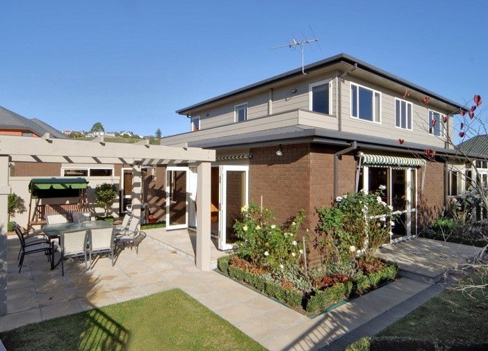 9 Hamish Place, Westmorland, Christchurch - Carousel 1