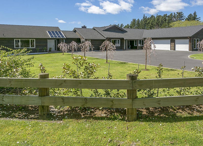 6 River Oaks Drive, Tauriko, Tauranga - Carousel 1