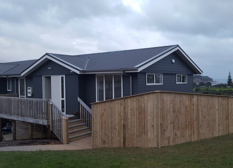 42 Kotanui Avenue, Army Bay, Whangaparaoa - Carousel 1