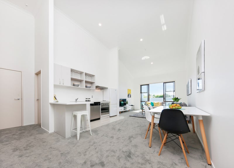 315/3 Morningside Drive, St Lukes, Auckland - Carousel 1