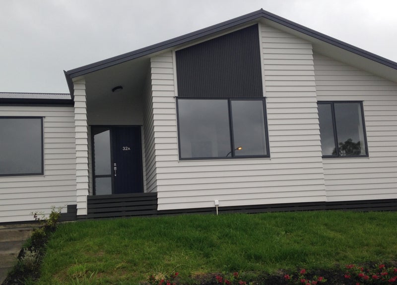 32A Torrington Crescent, Glen Innes, Auckland - Carousel 1