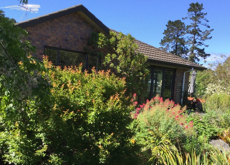 3C Olwyn Place, Greenhithe, Auckland - Carousel 1