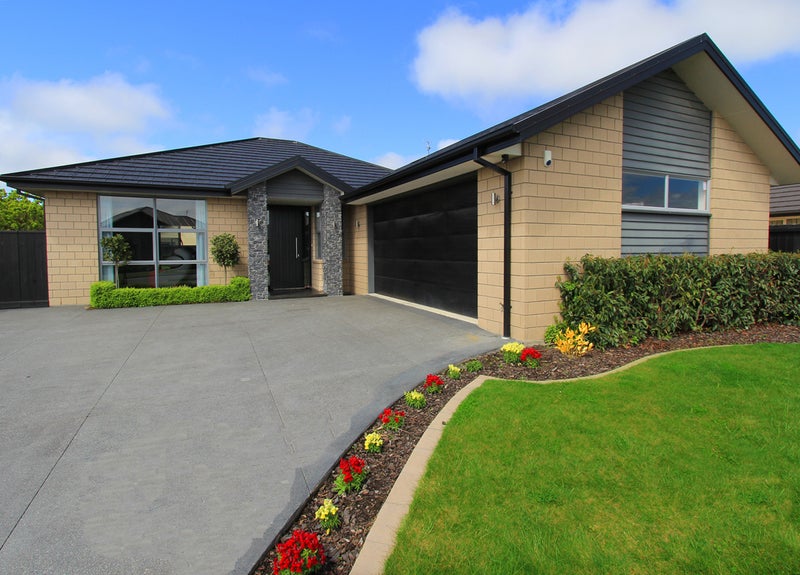 7 Napier Drive, Wigram, Christchurch - Carousel 1