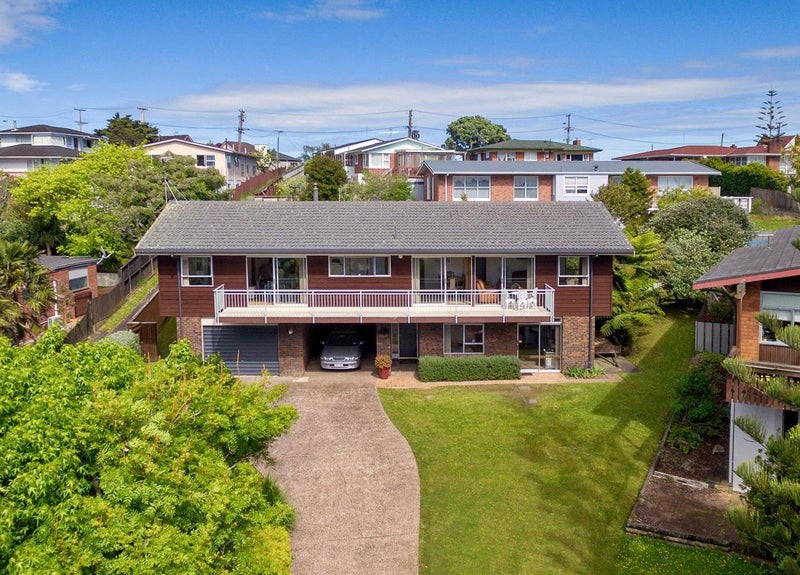 13 Catton Crescent, Mount Roskill, Auckland - Carousel 1