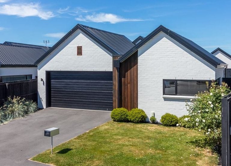 37 Gallaghan Close, Wigram, Christchurch - Carousel 1