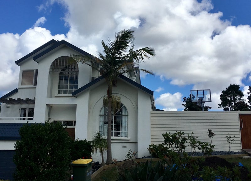 4 Capri Place, Unsworth Heights, Auckland - Carousel 1