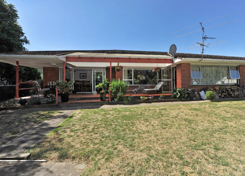 80 HALIFAX ST East, The Wood, NELSON - Carousel 1