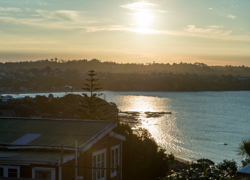 9 Roberts Road, Matakatia, Whangaparaoa - Carousel 1