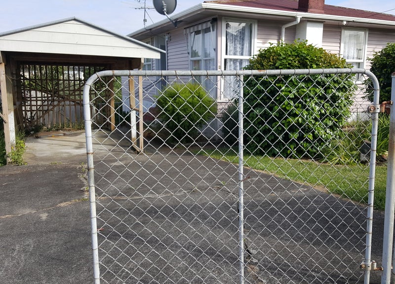 6 Hamill Road, Otara, Auckland - Carousel 1