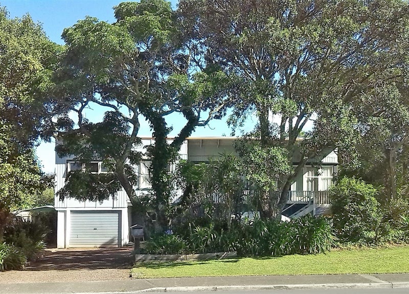 866 Whangaparaoa Road, Manly, Whangaparaoa - Carousel 1