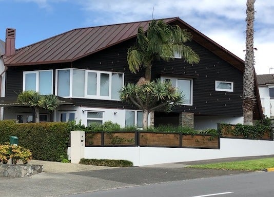 12A Long Drive, St Heliers, Auckland - Carousel 1