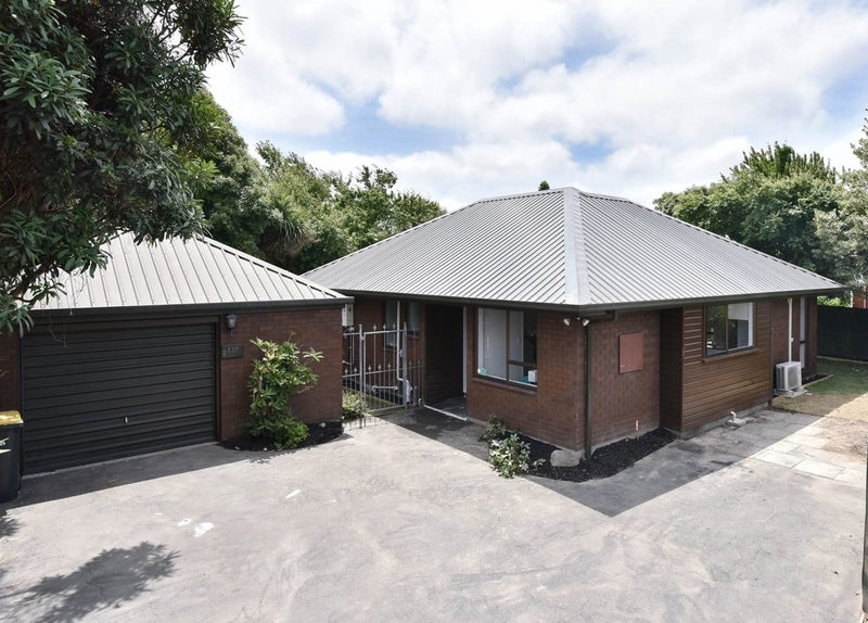 2/139 Brookside Terrace, Bryndwr, Christchurch - Carousel 1