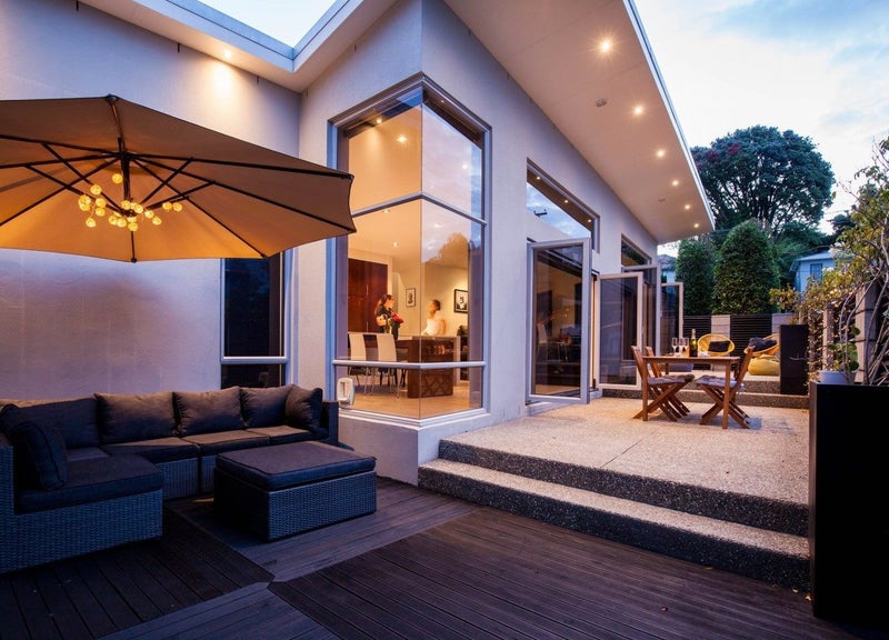 41 Lorna Street, Lynmouth, New Plymouth - Carousel 1