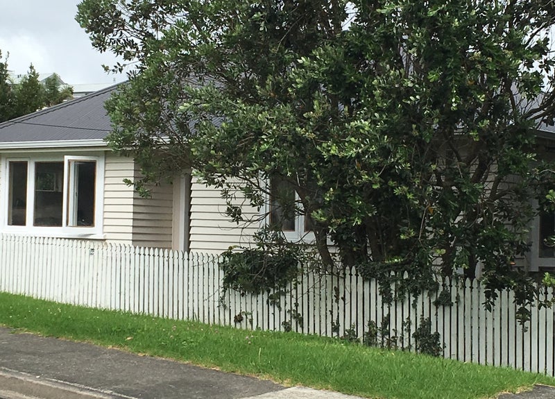 1/24 Garadice Road, Rothesay Bay, Auckland - Carousel 1