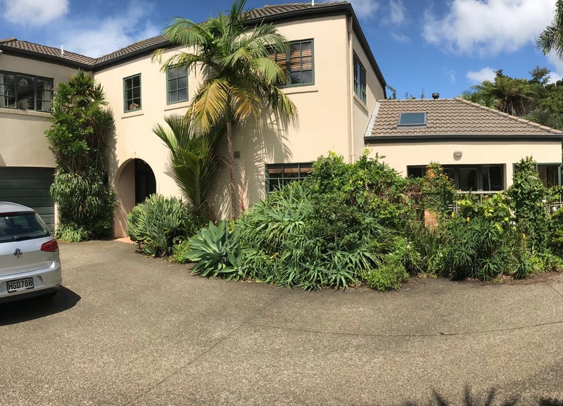 5 Dunkerron Avenue, Epsom, Auckland - Carousel 1