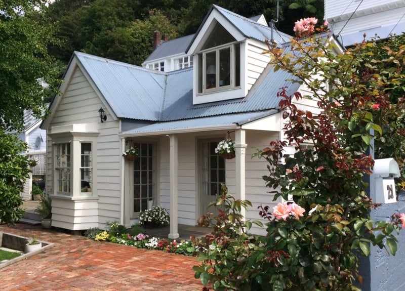 21 Lewisville Terrace, Thorndon, Wellington - Carousel 1