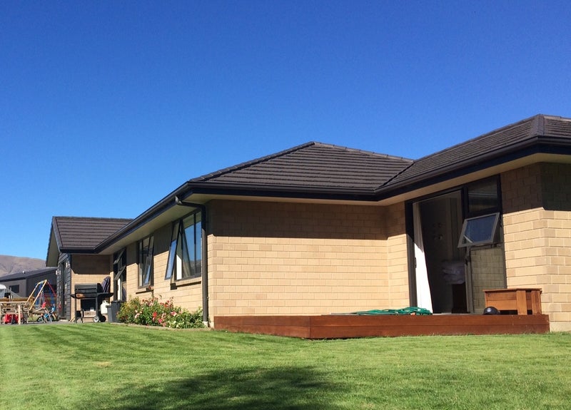 16 Alice Burn Drive, Cromwell - Carousel 1