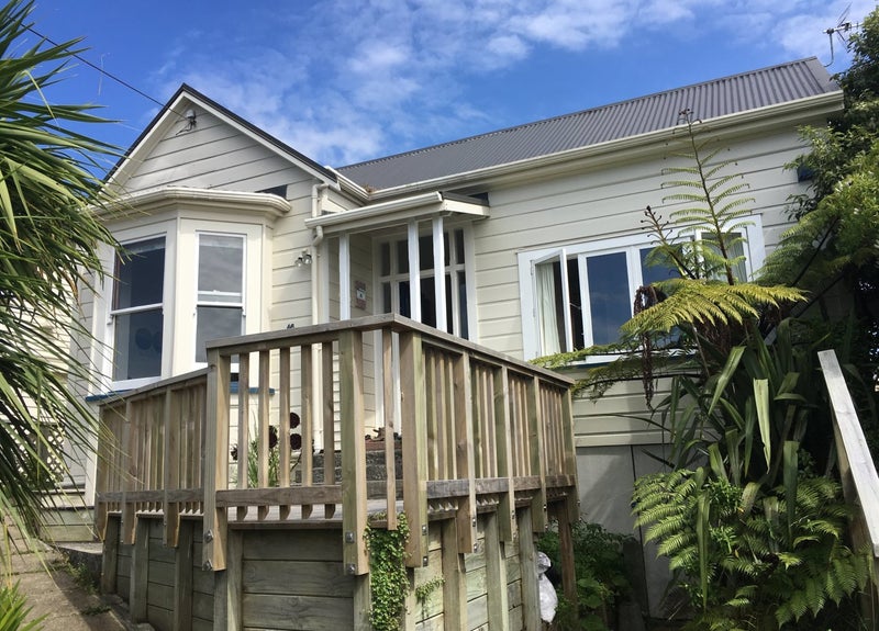 46 Mortimer Terrace, Aro Valley, Wellington - Carousel 1