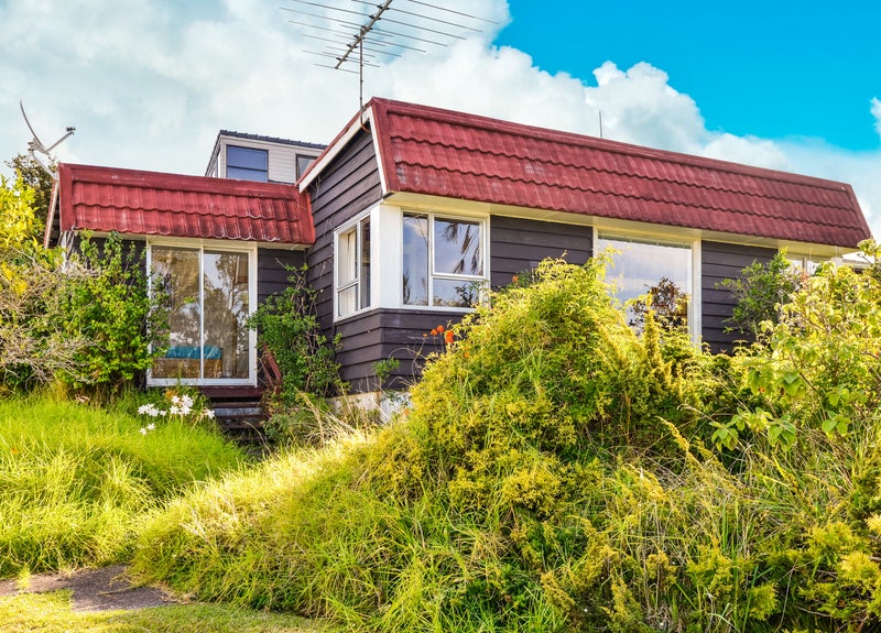 81 Castor Bay Road, Castor Bay, Auckland - Carousel 1