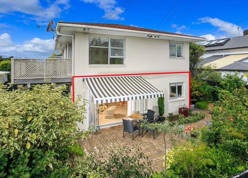 1/132 Victoria Road, Devonport, Auckland - Carousel 1