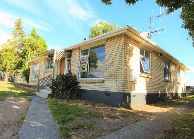 90 Richmond Avenue, Richmond Heights, Taupo - Carousel 1