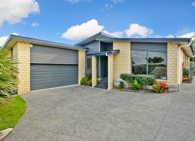 92 Farnborough Drive, Grandview Heights, Hamilton - Carousel 1