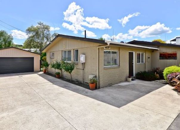 112A Maeroa Road, Maeroa, Hamilton - Carousel 1