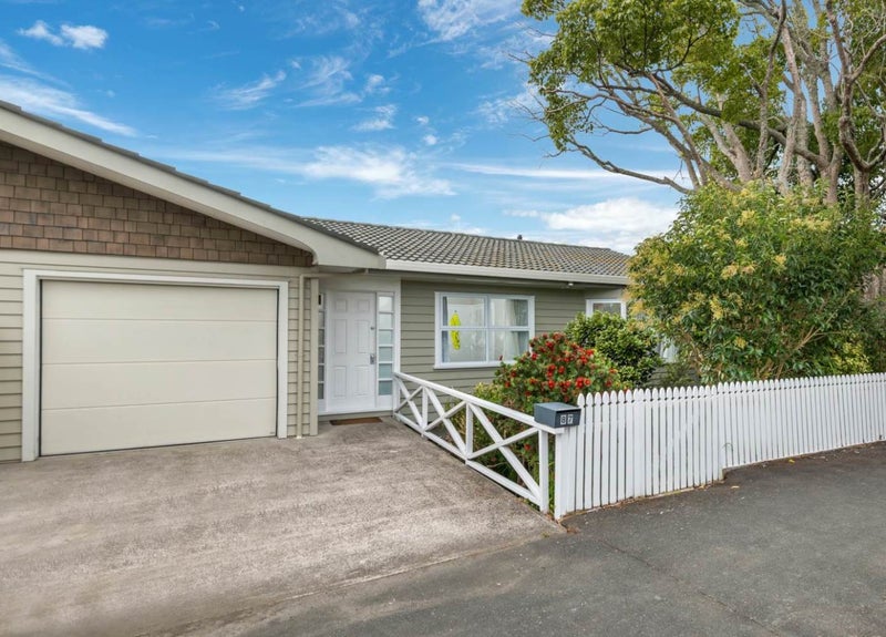 2/87 Hinemoa Street, Birkenhead, Auckland - Carousel 1