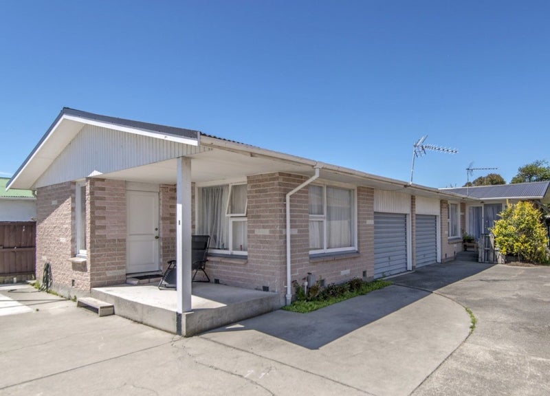 596 Pages Road, Bexley, Christchurch - Carousel 1