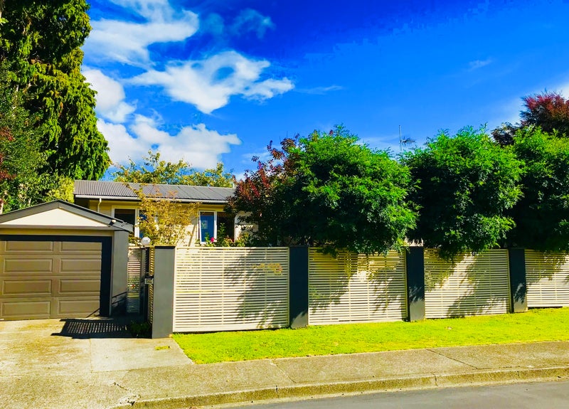 29 Riversdale Road, Clouston Park, Upper Hutt - Carousel 1