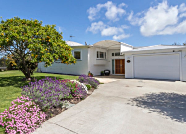 19 Viola Avenue, Mangere East, Auckland - Carousel 1