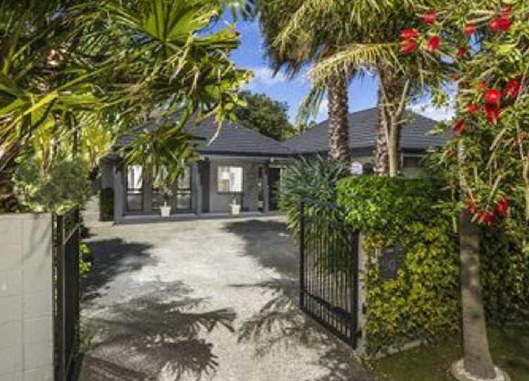 30 Maxwelton Drive, Mairangi Bay, Auckland - Carousel 1