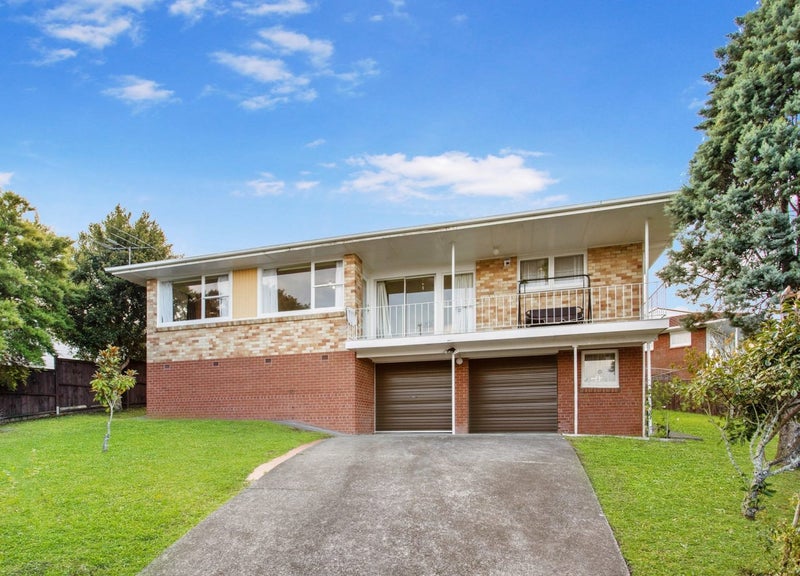 7 Trevola Street, New Windsor, Auckland - Carousel 1