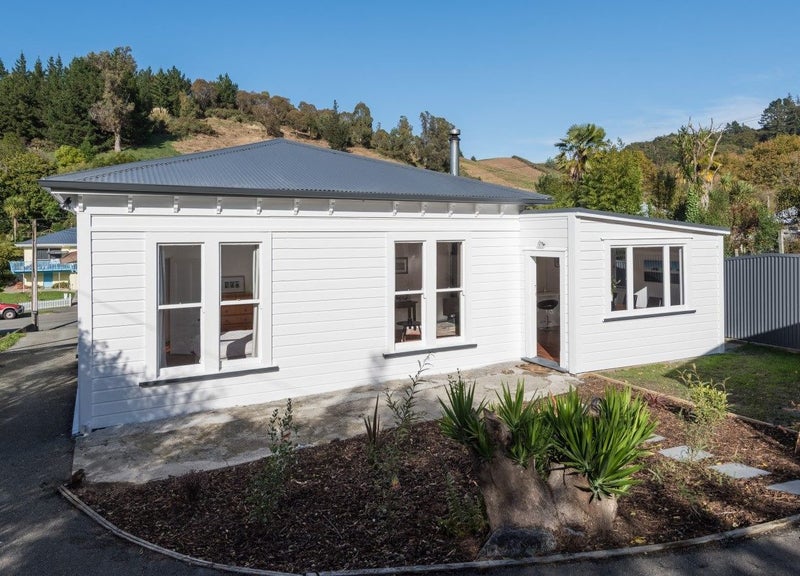 2/67 Toi Toi Street, Toi Toi, Nelson - Carousel 1