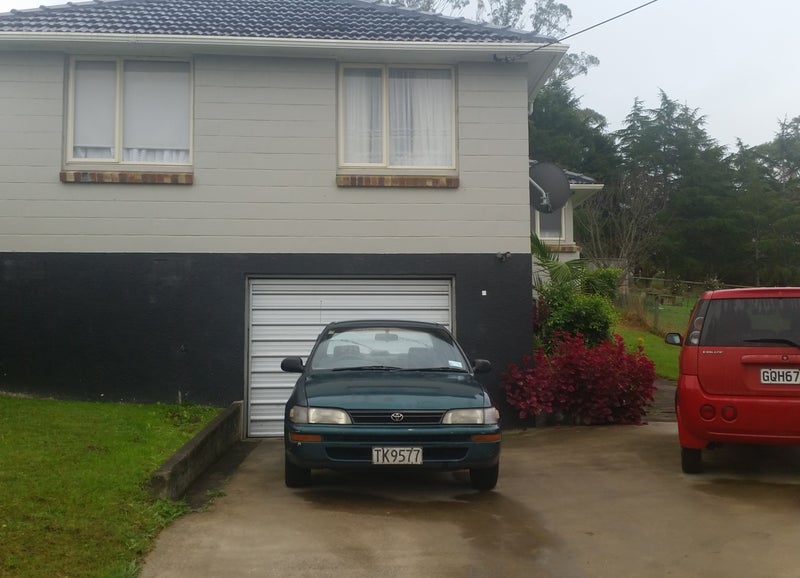 8 Te Wheoro Street, MEREMERE, MERCER - Carousel 1