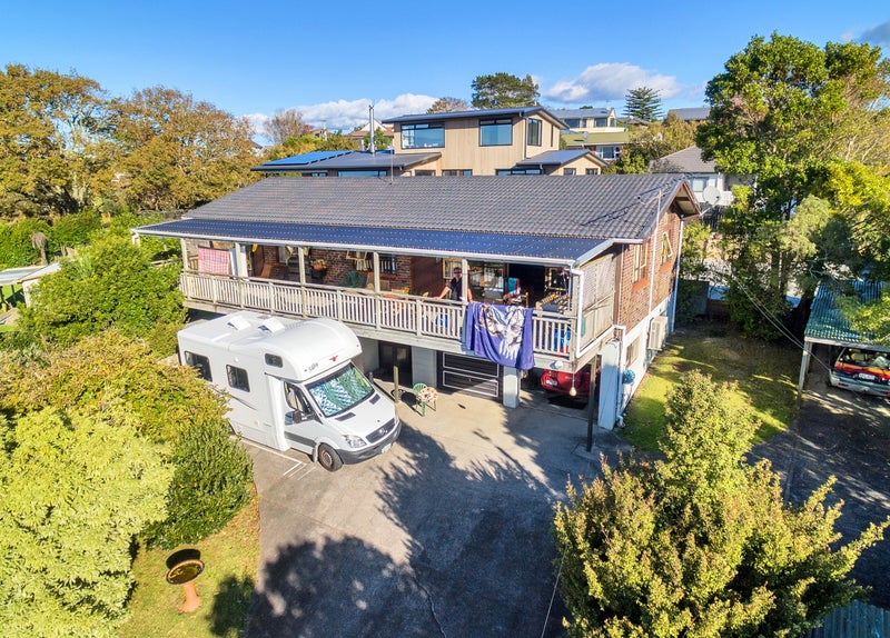 120 Browns Bay Road, Rothesay Bay, Auckland - Carousel 1