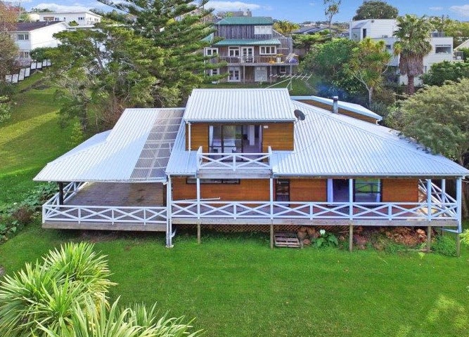 2/24 Matipo Road, Mairangi Bay, Auckland - Carousel 1