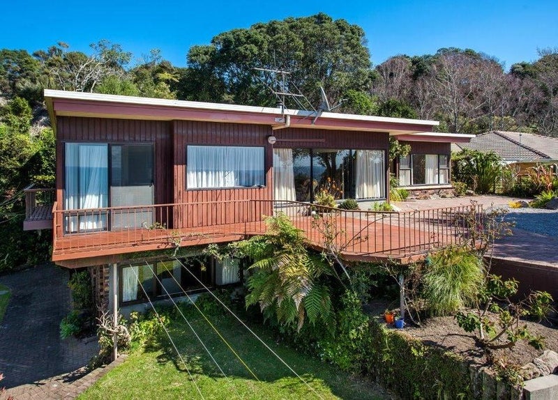 18 CLIFF RD,  Ohakana Island, OHOPE - Carousel 1